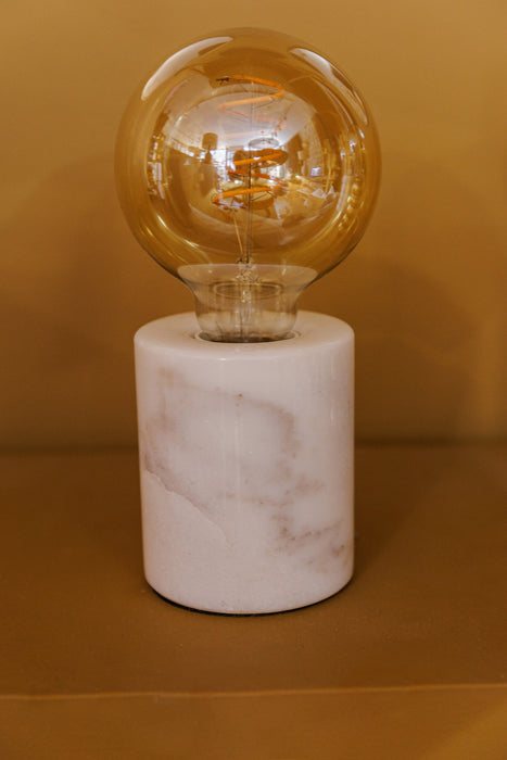 Lampe base marbre blanc hauteur 15 cm diamètre 10cm