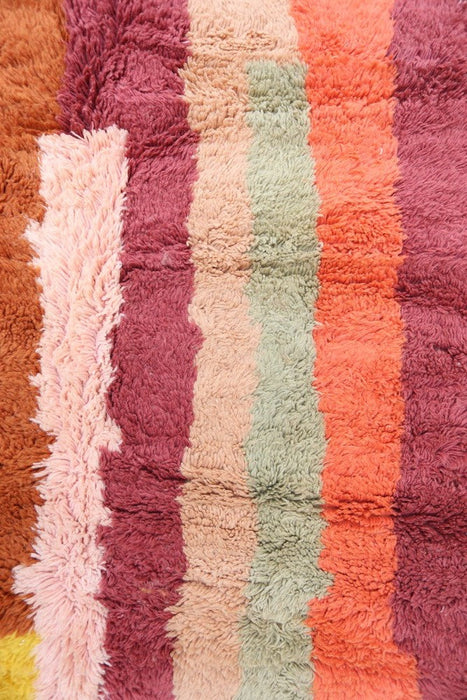 Tapis personnalisé en laine à rayures colorées irrégulières - plusieurs tailles disponibles