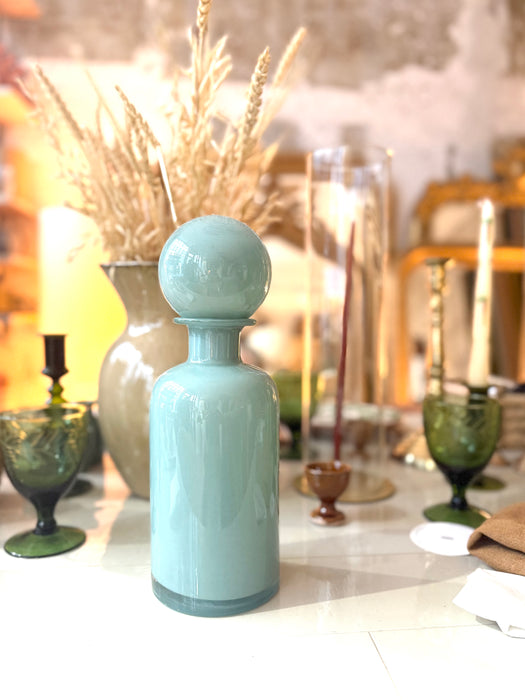 Bouteille Aîko décorative en verre Matcha à bouchon oversize