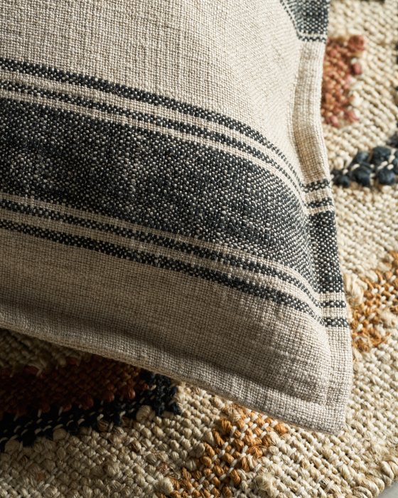 Housse de coussin Suto en lin épais