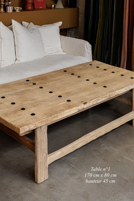 Table basse en bois d'orme recyclé - pièces uniques