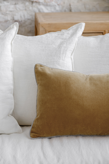 Coussin rectangulaire en velours bourdon naturel - plusieurs couleurs disponibles
