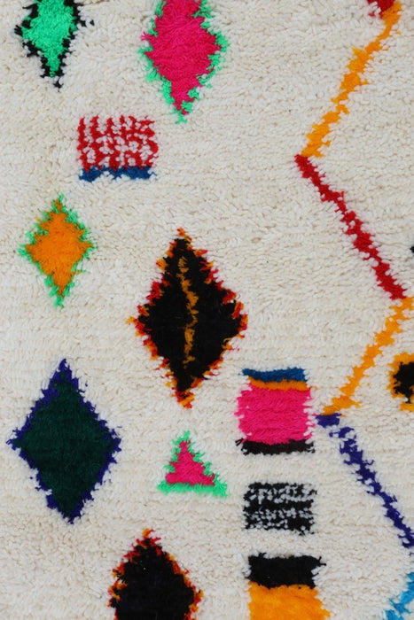 Tapis Azilal #8 écru en laine à motifs colorés - 180x122 cm